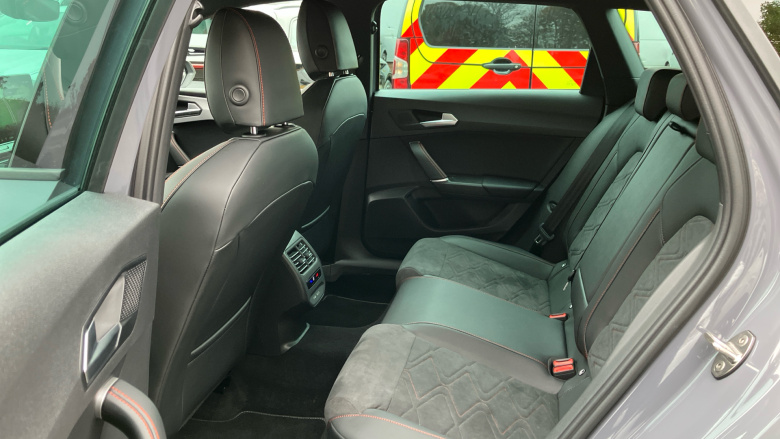 SEAT Leon 1.5 eTSI 115 FR Sport 5dr DSG [DAP] Petrol Estate